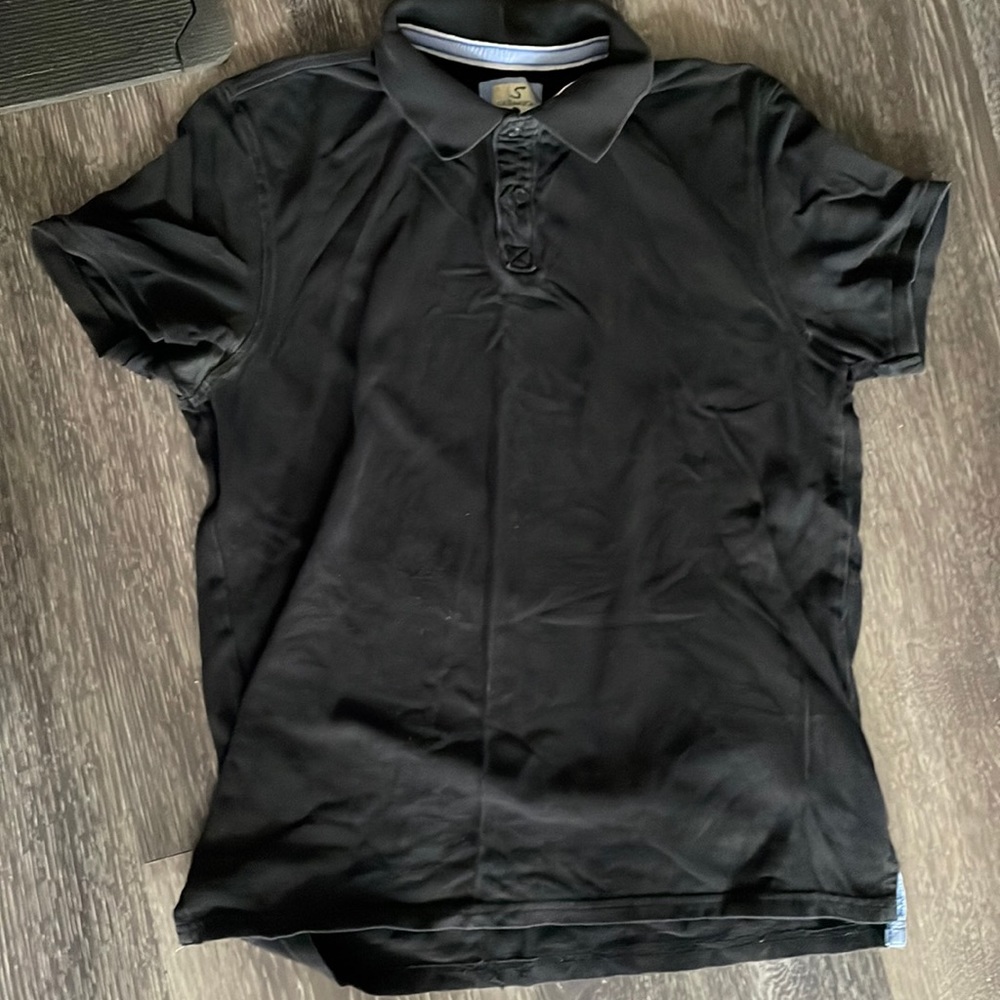 G.H.Bass &Co men’s black shirtsleeve polo